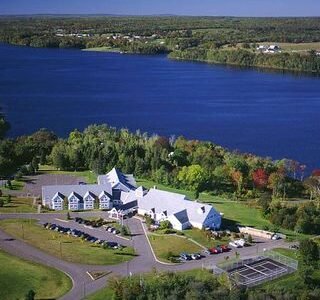 Riverside Resort & Conference Centre